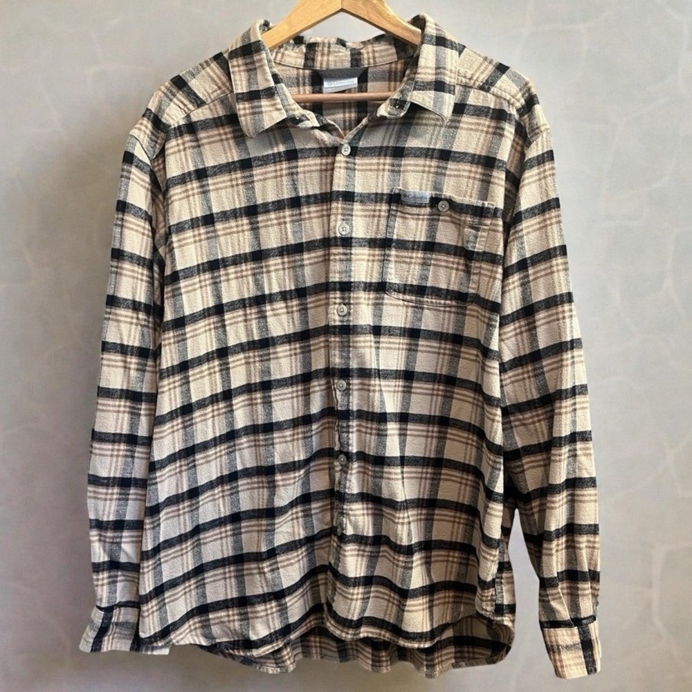 Columbia Flannel Shirt Mens XL Tan Black Plaid Long Sleeve Button Down Outdoor